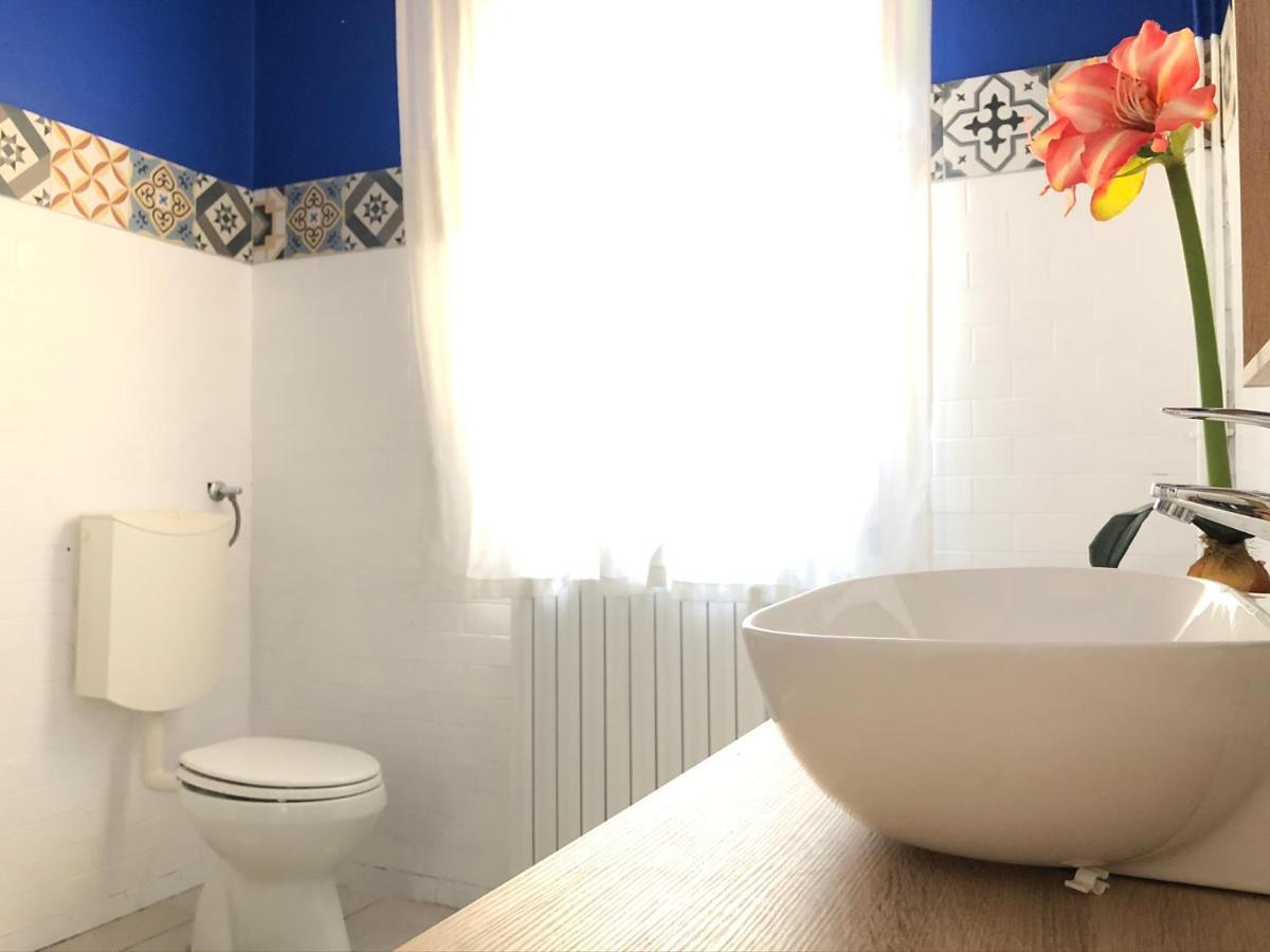 Clua Holiday House Porto Ceresio Exterior foto